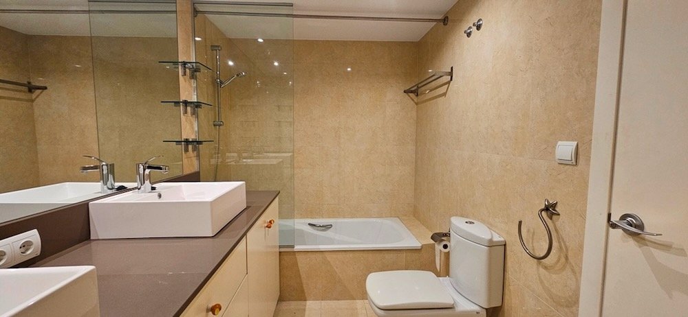 Property 2461 - Image 41